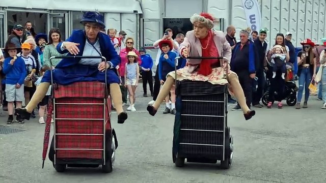 Balmoral 2024: Hilarious racing grannies