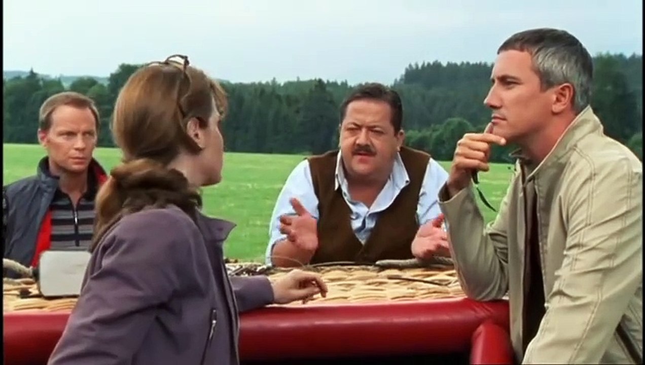 Die RosenheimCops Staffel 3 Folge 3 (30) Ein Toter fällt vom Himmel