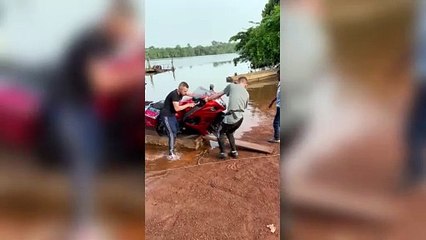 Trzej Kuzyni z Byczyny Podjęli Motocyklowe Wyzwanie do Sierra Leone 🌍