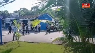 AWANI Ringkas: Serangan balai polis | Bom petrol di pusat hiburan