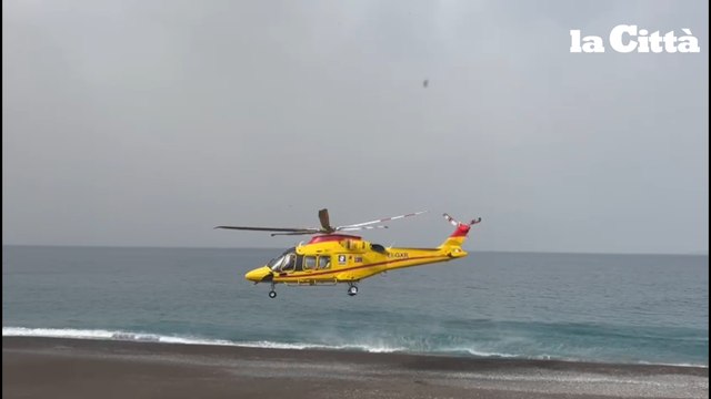 Cade nel dirupo per recuperare il drone