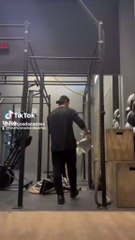 Gym, motivación y clase de poses para hombres