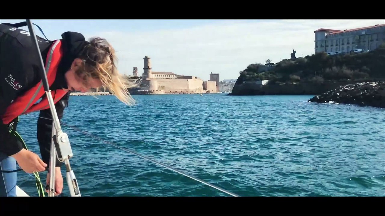 Héros de la Méditerranée française EXTRAIT VF "Arrivée à Marseille"