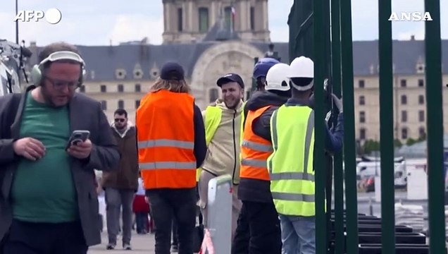 Parigi, proseguono i preparativi per le prossime Olimpiadi