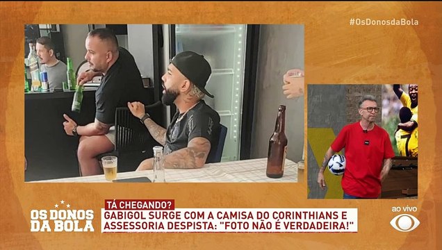 Debate Donos: Gabigol com a camisa do Corinthians indica saída do Flamengo?