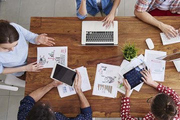 "جيل Z" يواجه صعوبة في العثور على وظائف