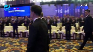 Putin aboga por intensificar comercio bilateral en el cierre de su visita a China