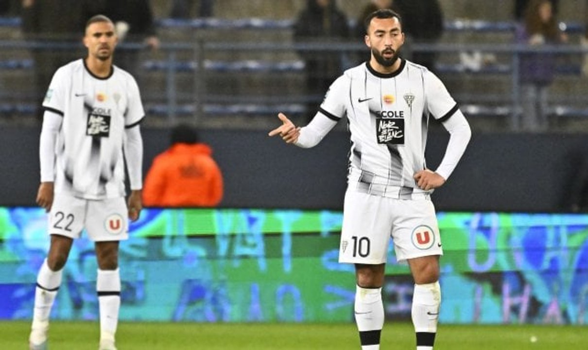 Angers de retour en Ligue 1, l'ASSE sur le podium, Troyes relégué en National