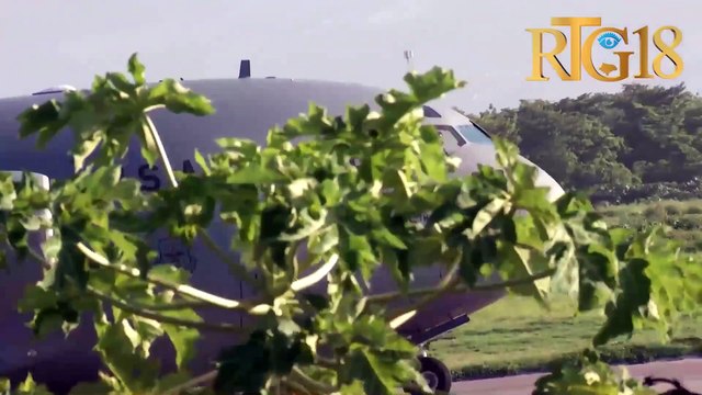 Yon avyon Lame Amerikèn 0175 ateri nan Ayopò INT ''Toussaint L. nan kad preparasyon pou misyon an.