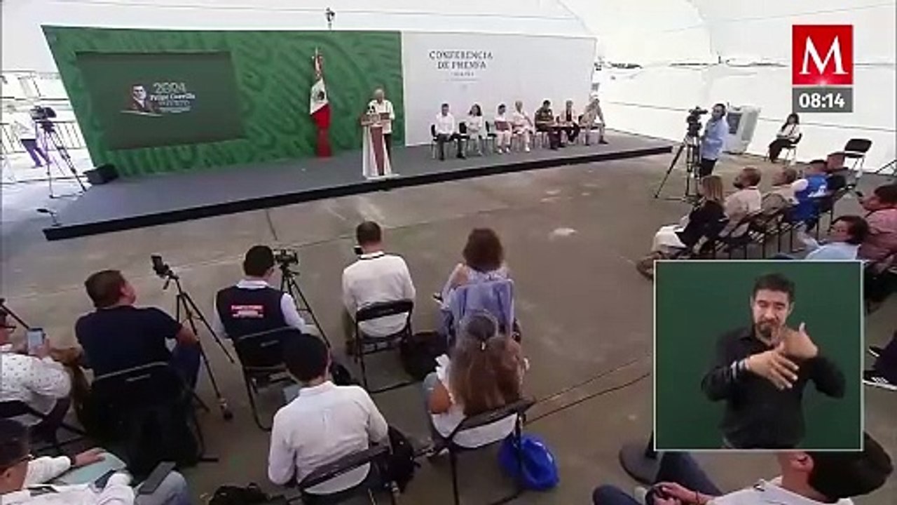 Se izará bandera en marcha porque es de todos, "hasta de los traidores": AMLO