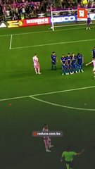 #Deportes | Conozca el precio por la que fue subastada la servilleta donde Messi firmó su primer contrato con Barcelona.