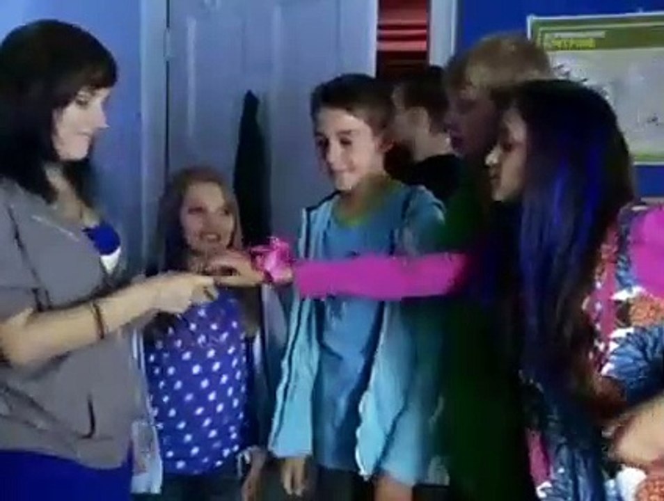 Tracy Beaker Returns S02 E06 - Elektra