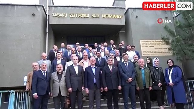 Zeytinoğlu Yazma Eser Kütüphanesi'nde kitaplar dijital ortamda