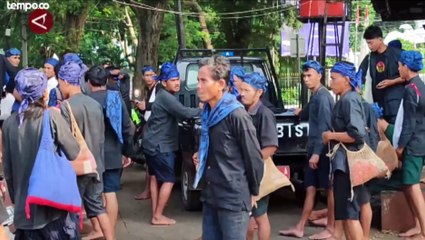 1.500 Warga Suku Badui Menjalani Tradisi Upacara Seba