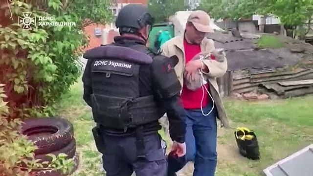 إجلاء نحو 10 آلاف شخص في منطقة خاركيف الأوكرانية بسبب الهجوم الروسي