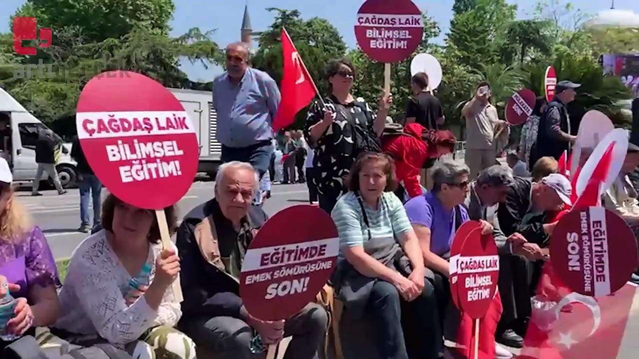 Eğitimciler Saraçhane’den sesleniyor: Laik, bilimsel eğitim istiyoruz  | Haber: Müzeyyen Yüce