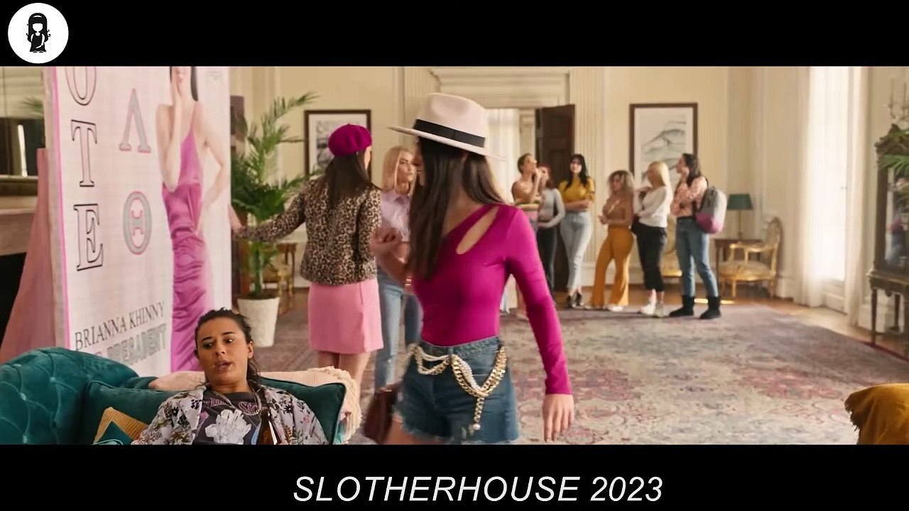 Girl Just Adopted A Cute Sloth, But She Doesn't Realize Its Wildness