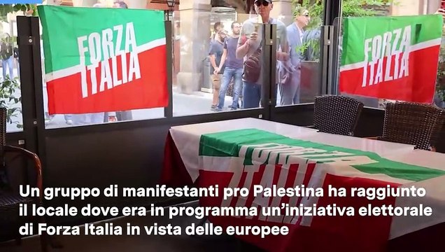 Il ministro Bernini contestata a Pisa