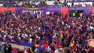 La afición del Barça Femenino pita el himno de España en la final de la Copa de la Reina