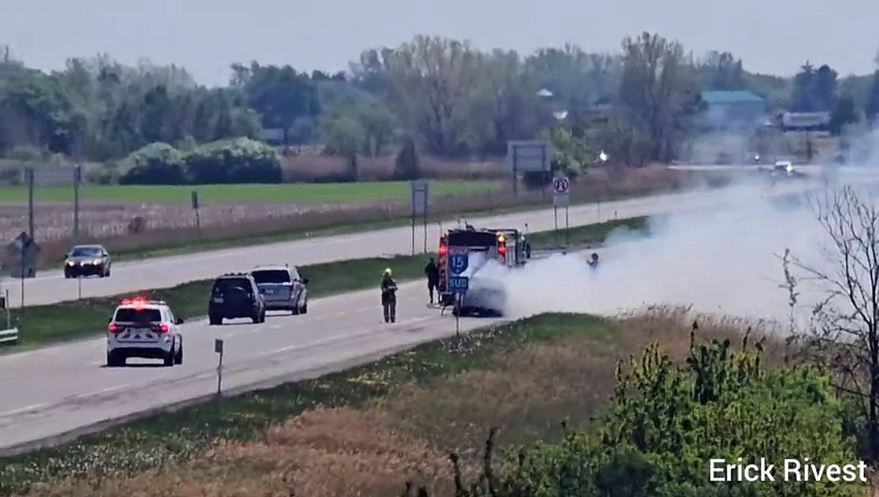 Incendie de voiture sur la 15 sud samedi après...