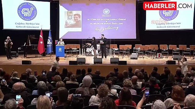 ÇYDD 14. Bilim ve Sanat Ödülleri Türkan Saylan'ı Anma Töreni