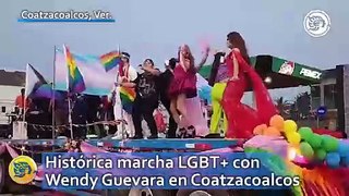 Histórica marcha LGBT+ con Wendy Guevara en Coatzacoalcos