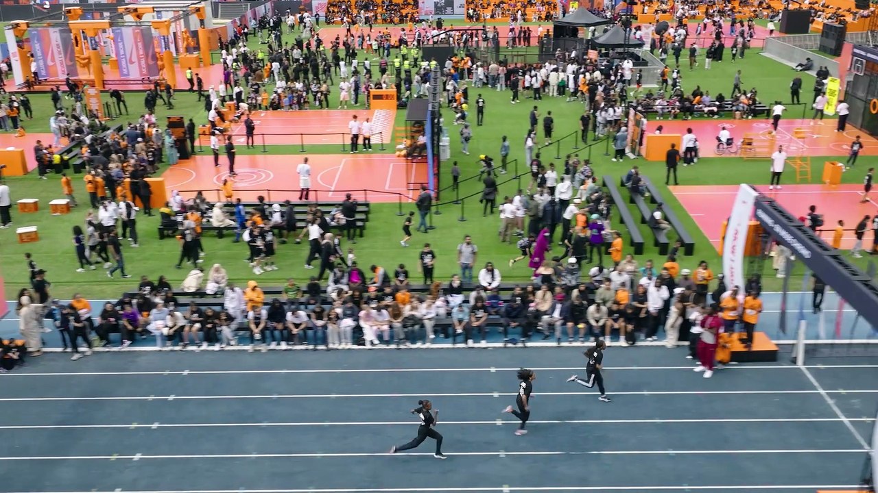 Les images de la visite de Victor Wembanyama à Nanterre