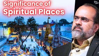 What is the significance of visiting a spiritual place like Kashi? || Acharya Prashant (2018)