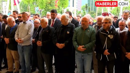 Sunucu Erkan Yolaç son yolculuğuna uğurlandı