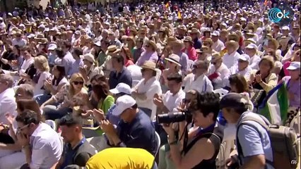 La broma de Moreno a Almeida que ha desatado carcajadas en Málaga: "Está muy sonriente..."