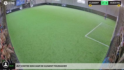 But contre son camp de CLEMENT FOUSSADIER