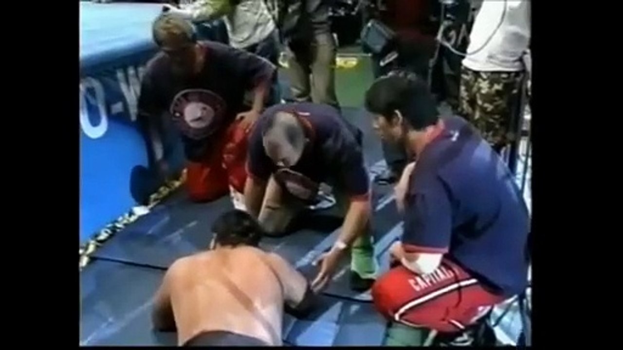 AJPW Keiji Muto vs Toshiyaki Kawada 2/24/2002
