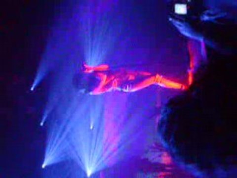 Jenifer - Amnéville 08/04/2008 Le Parfum