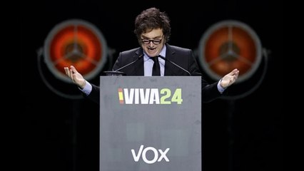 Milei arremete en Madrid contra el socialismo y llama corrupta a la mujer de Sánchez