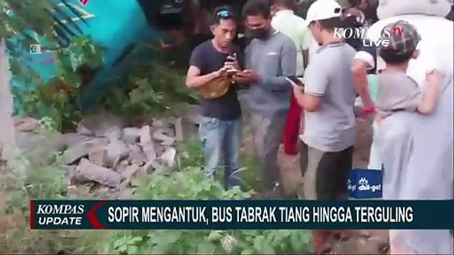 Sopir Mengantuk, Bus Tabrak Tiang Hingga Terguling dan Sebabkan 3 Penumpang Terluka