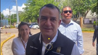 Presidente de la JCE, Ramón Jáquez, acude a votar con su familia