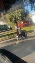 Así fue el incendio en un bus que llevaba hinchas de River al Monumental