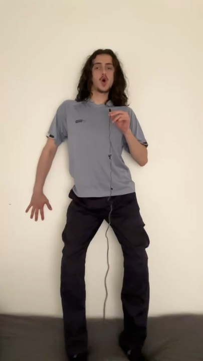 « Une journée parfaite » c'est le nom de cette performance / œuvre d'art éphémère  (« A Perfect Day » 1999, Maurizio Cattelan)