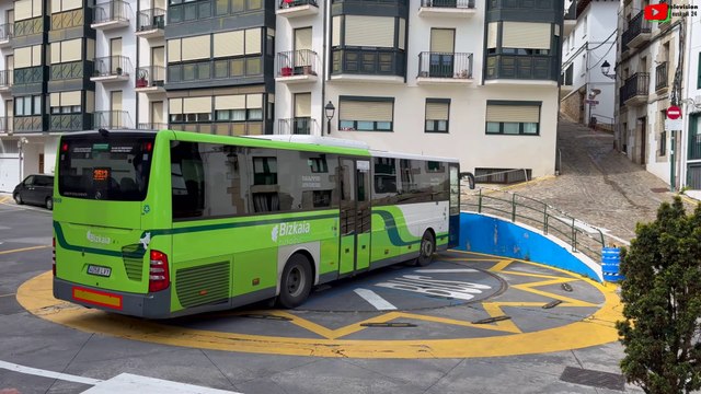 Basque Country | A turntable for the bus / Le port d'Elantxobe | Euskadi 24 Television