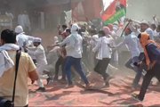 UP के प्रयागराज में राहुल–अखिलेश की सभा में बैरिकेटिंग तोड़कर घुसे कार्यकर्ताओं का वीडियो आया सामने, देखें