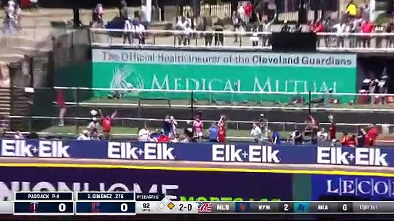 ¡Andrés Giménez comenzó el domingo con un jonrón de dos carreras!