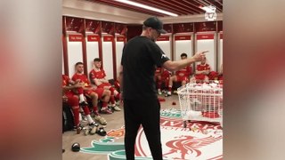 Liverpool manager Jürgen Klopp delivers final speech to team