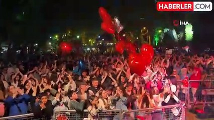 Devrek'te 19 Mayıs coşkusu akşam da devam etti