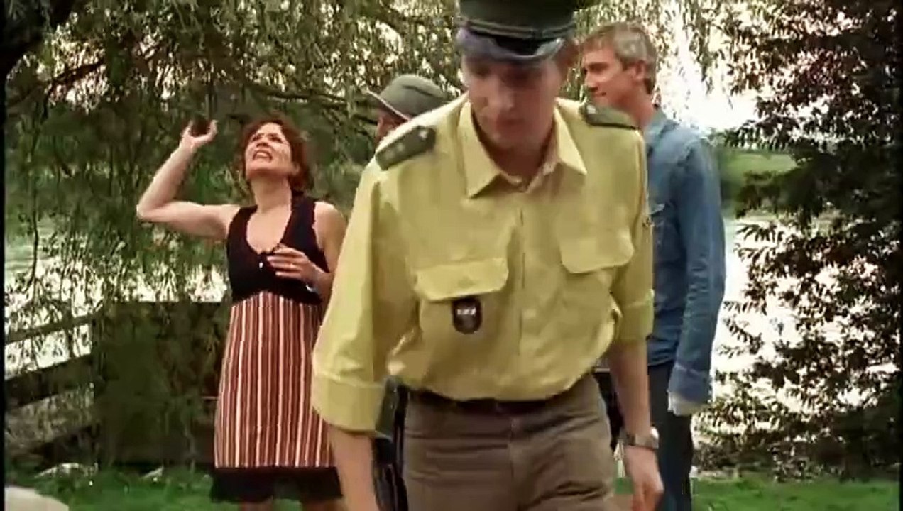 Die Rosenheim-Cops Staffel 4 Folge 15 (49) Klassentreffen