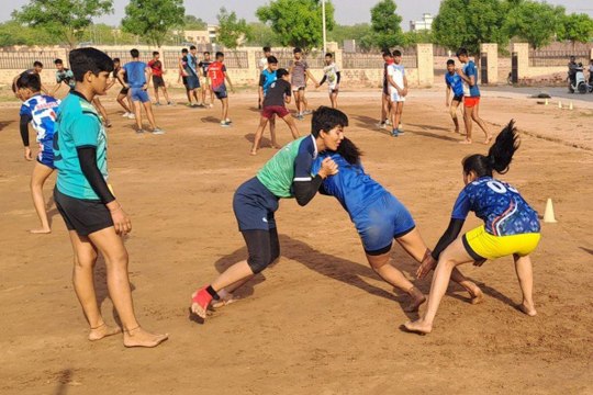कबड्डी सीखनी हों तो प्रदेश के नागौर में जाएं, अभी जमा हो रहे प्रदेशभर के खिलाड़ी, देखें live video...