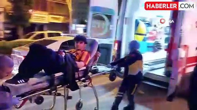 Derbi kavgasını ayırmak isterken bıçaklandılar