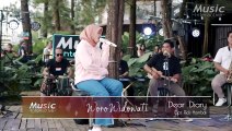 Woro Widowati - Dear Diary (Official Music Live) Dear diary, ini hanyalah mimpi Dan kubuka mata