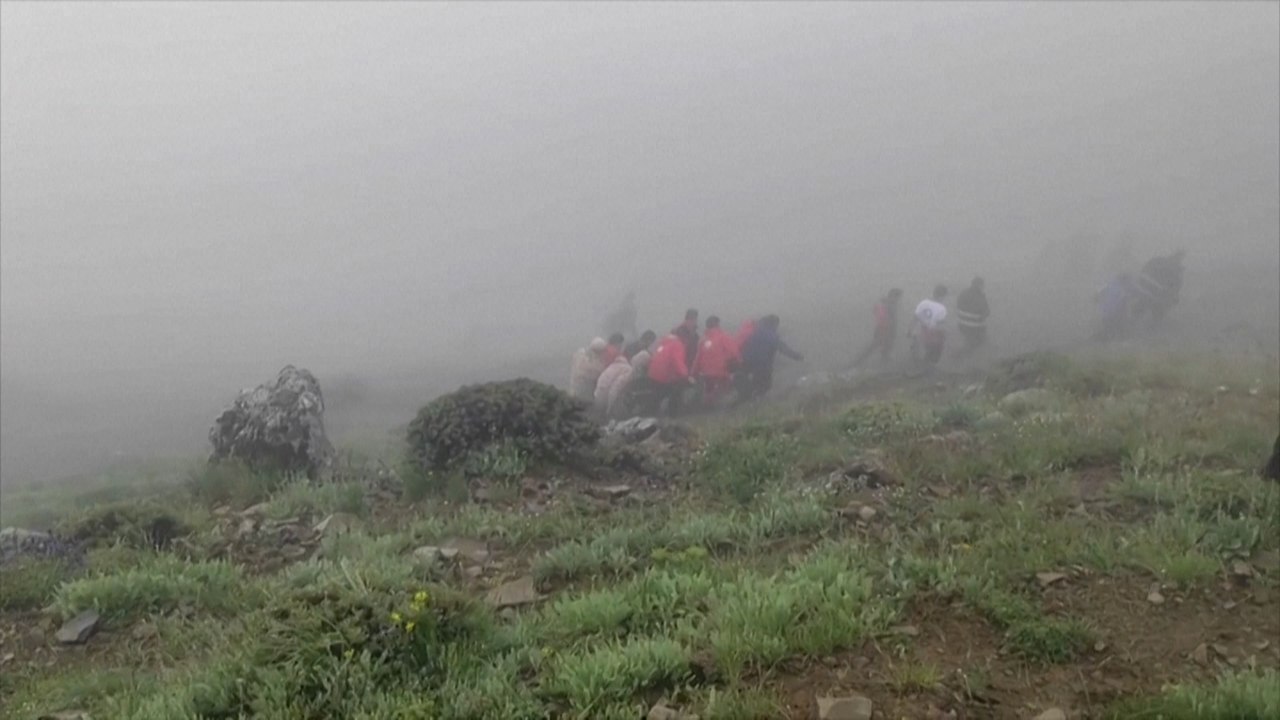 En Iran, le corps du président Raïssi, victime de l'accident d'hélicoptère, récupéré