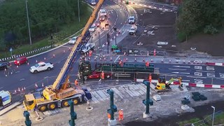 Armley Gyratory: Drone video of Spence Lane footbridge getting installed