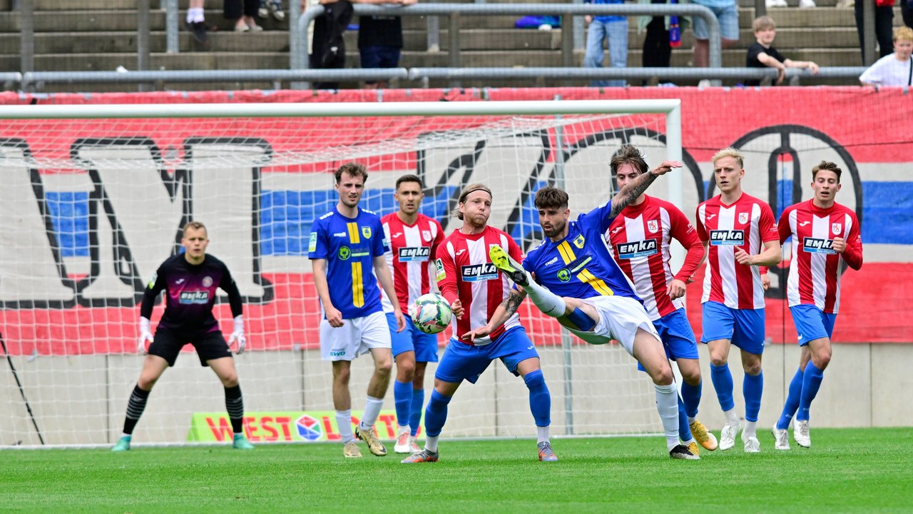 Highlights: Wuppertaler SV vs. 1. FC Düren